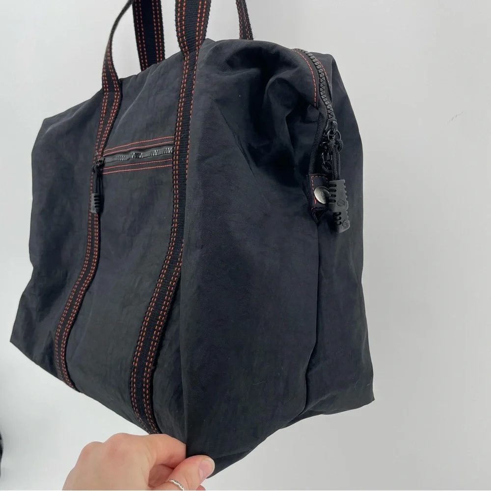Harley-Davidson Black Nylon Travel Tote Duffle Bag Logo - Picture 7 of 10